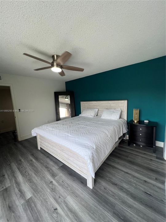 最近租的: $2,300 (2 贝兹, 2 浴室, 1236 平方英尺)