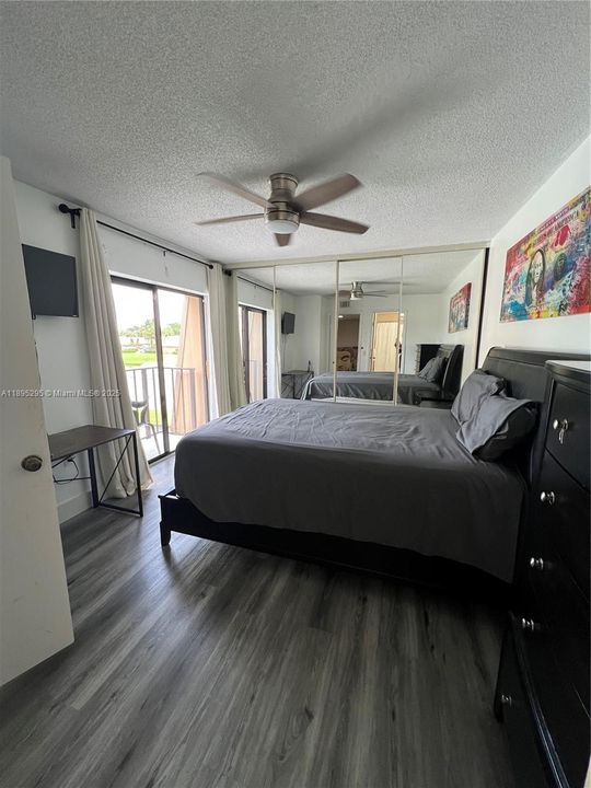 最近租的: $2,300 (2 贝兹, 2 浴室, 1236 平方英尺)