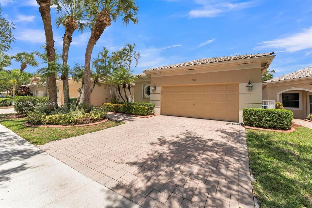 For Sale: $1,399,000 (4 beds, 3 baths, 2652 Square Feet)