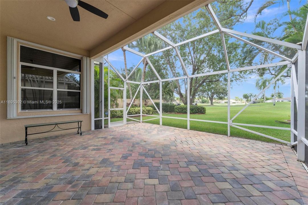 For Sale: $1,399,000 (4 beds, 3 baths, 2652 Square Feet)