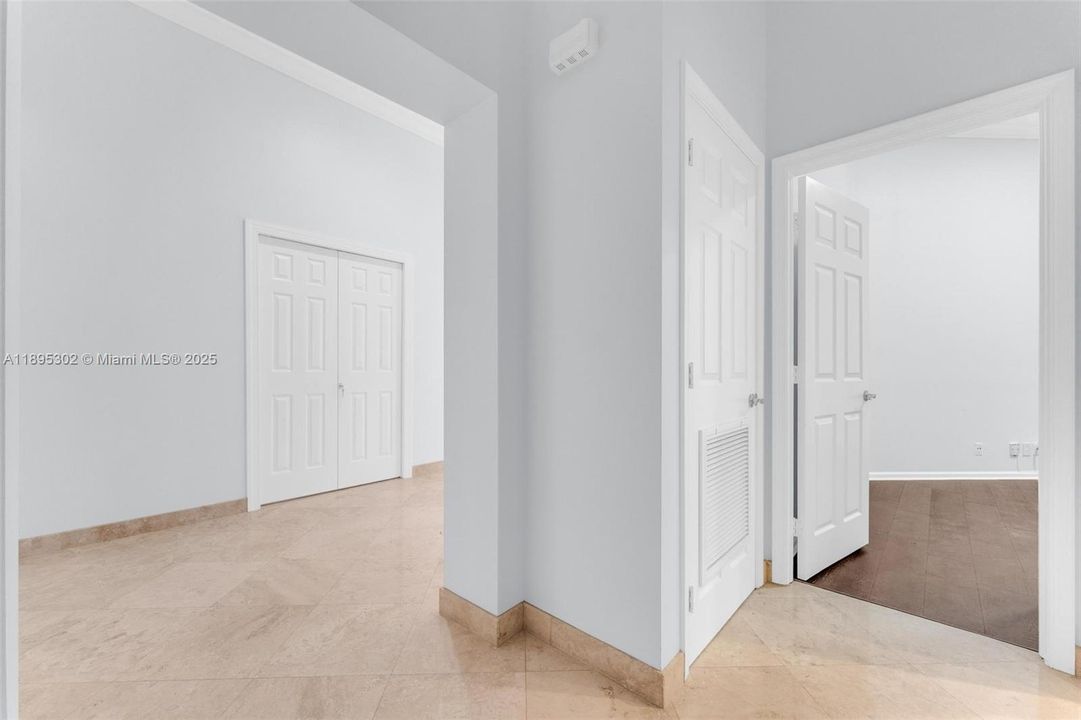 For Sale: $1,399,000 (4 beds, 3 baths, 2652 Square Feet)