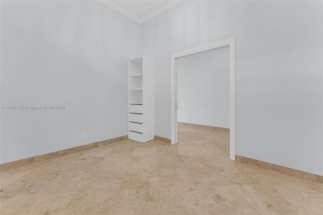 For Sale: $1,399,000 (4 beds, 3 baths, 2652 Square Feet)