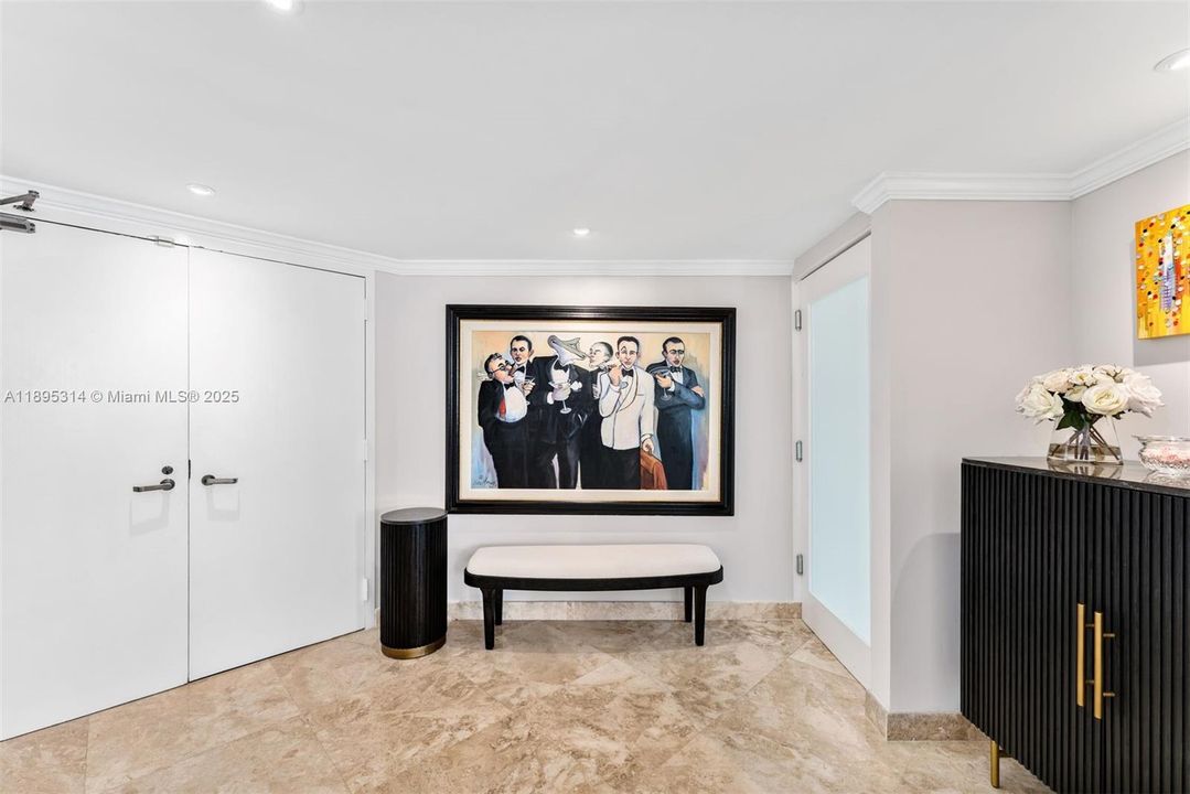 For Rent: $11,900 (3 beds, 3 baths, 1890 Square Feet)