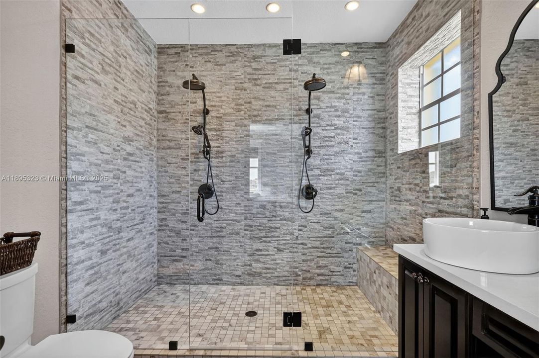 Active With Contract: $619,000 (4 beds, 2 baths, 2097 Square Feet)