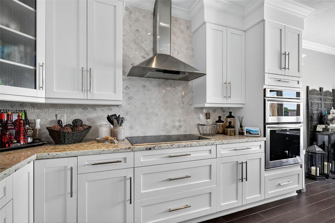 Active With Contract: $619,000 (4 beds, 2 baths, 2097 Square Feet)