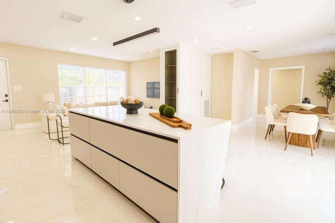 For Sale: $812,500 (3 beds, 2 baths, 1506 Square Feet)