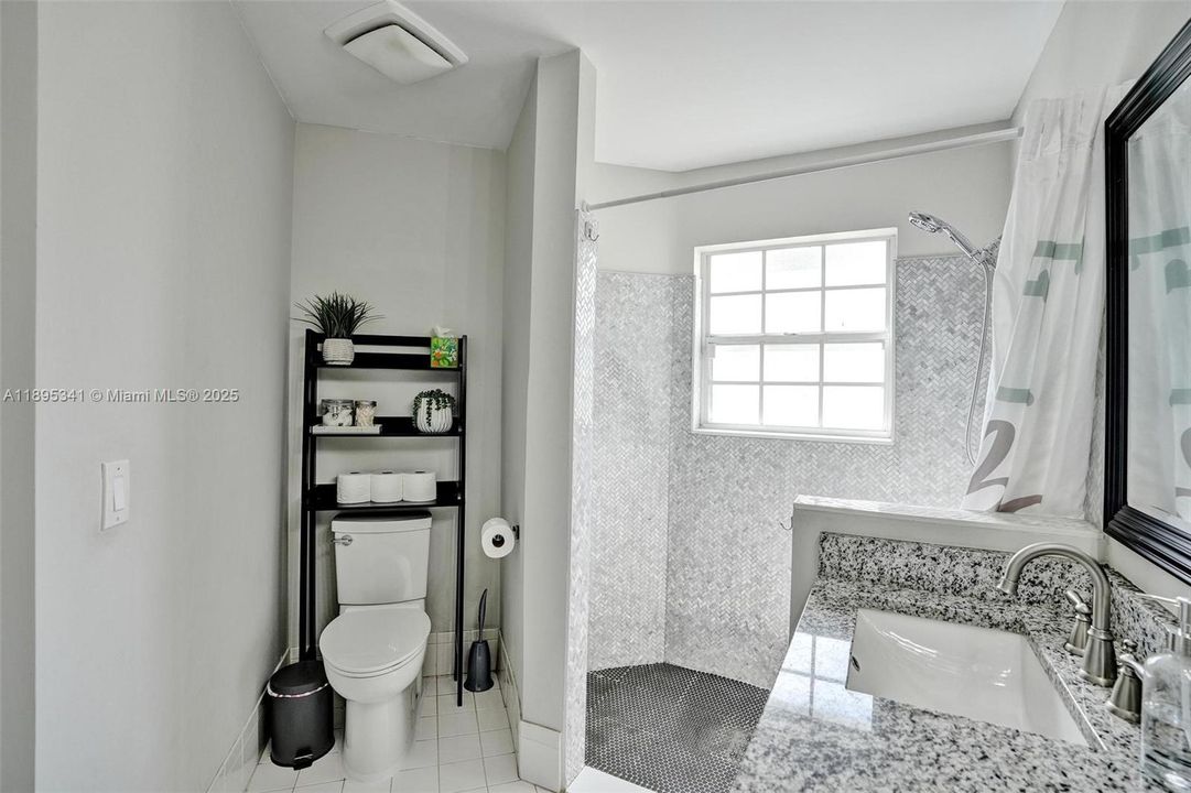 最近售出: $625,000 (3 贝兹, 2 浴室, 1624 平方英尺)