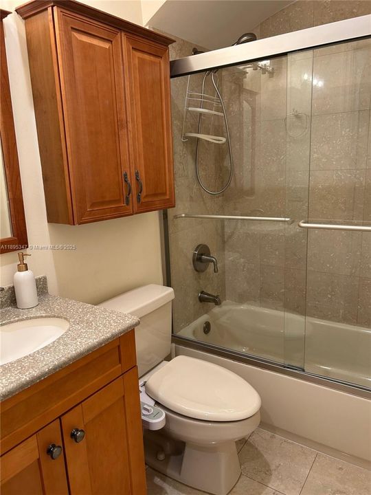 Recently Rented: $6,000 (3 beds, 2 baths, 1824 Square Feet)