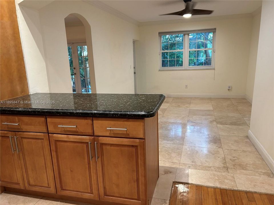 Recently Rented: $6,000 (3 beds, 2 baths, 1824 Square Feet)