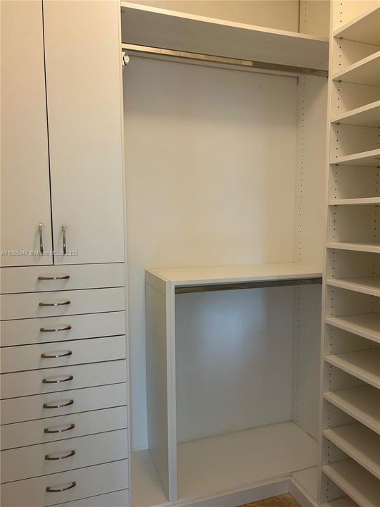 Recently Rented: $6,000 (3 beds, 2 baths, 1824 Square Feet)