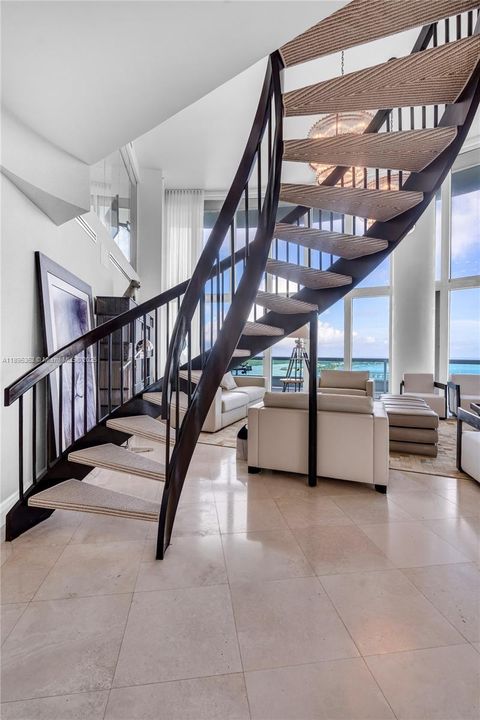 For Rent: $32,500 (4 beds, 5 baths, 5730 Square Feet)