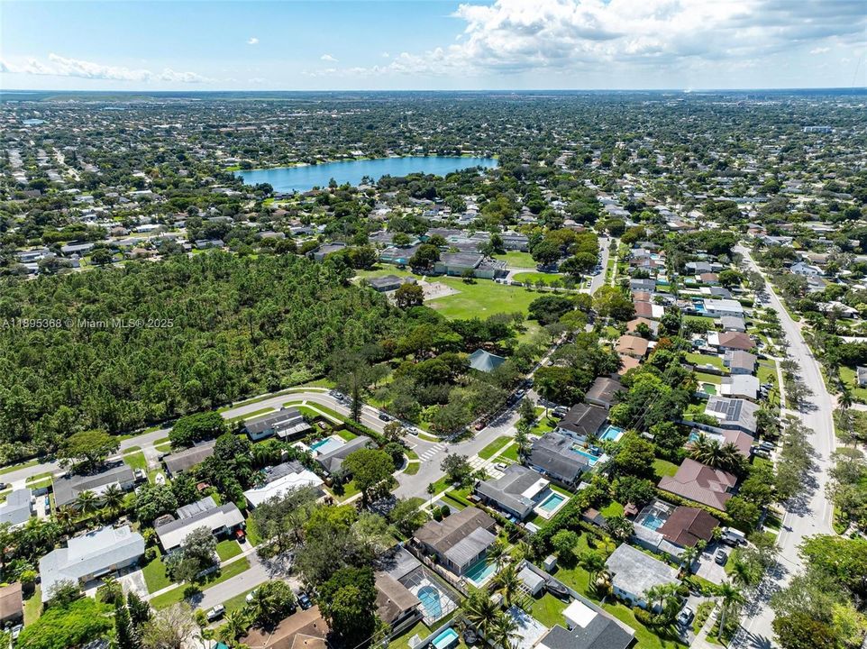 En Venta: $699,000 (3 camas, 2 baños, 1742 Pies cuadrados)