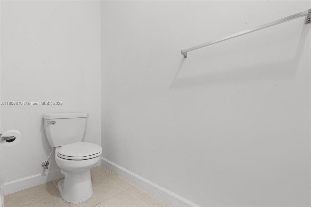 На продажу: $520,000 (3 спален, 2 ванн, 1612 Квадратных фут)