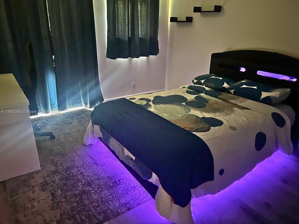 For Rent: $4,450 (2 beds, 2 baths, 1335 Square Feet)