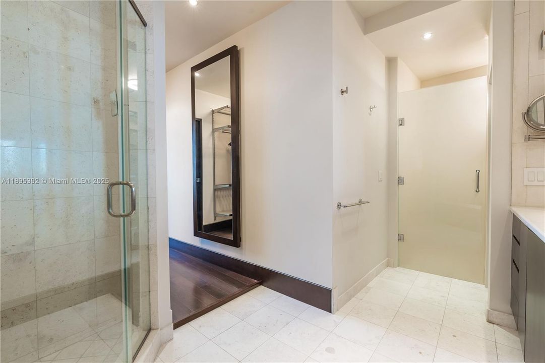 For Sale: $1,795,000 (2 beds, 2 baths, 1784 Square Feet)