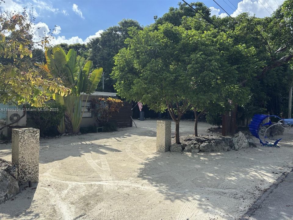 Vendido Recientemente: $1,199,999 (3 camas, 2 baños, 1071 Pies cuadrados)