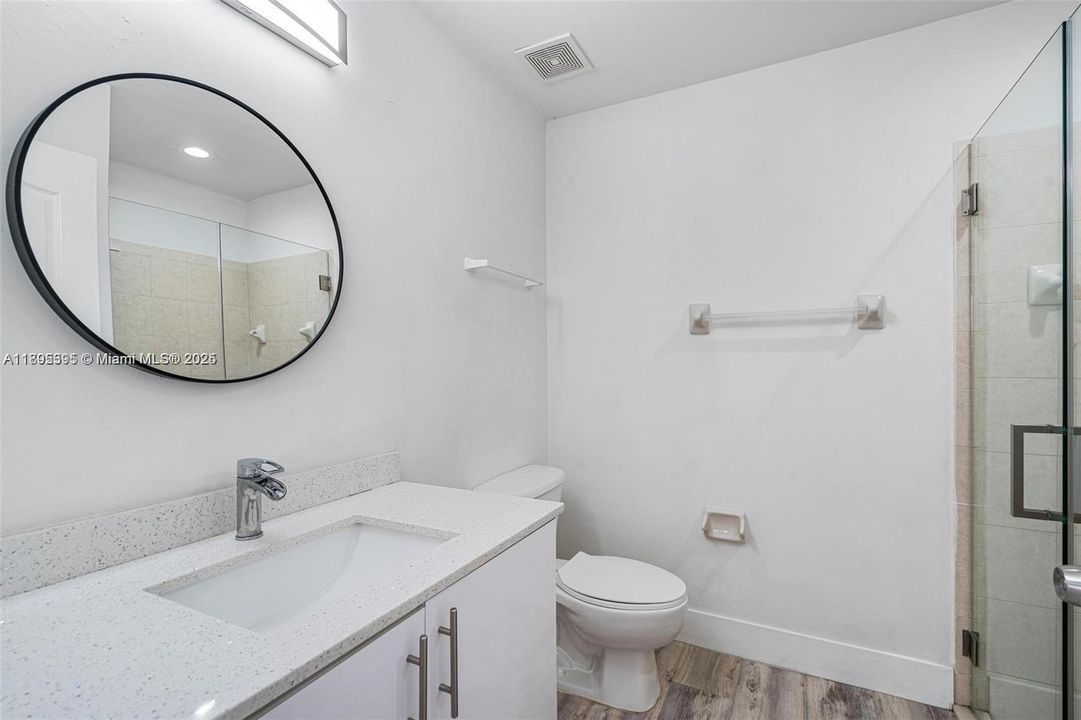 En Renta: $4,500 (4 camas, 3 baños, 2692 Pies cuadrados)