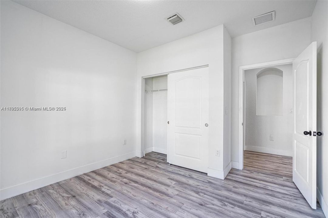 En Renta: $4,500 (4 camas, 3 baños, 2692 Pies cuadrados)