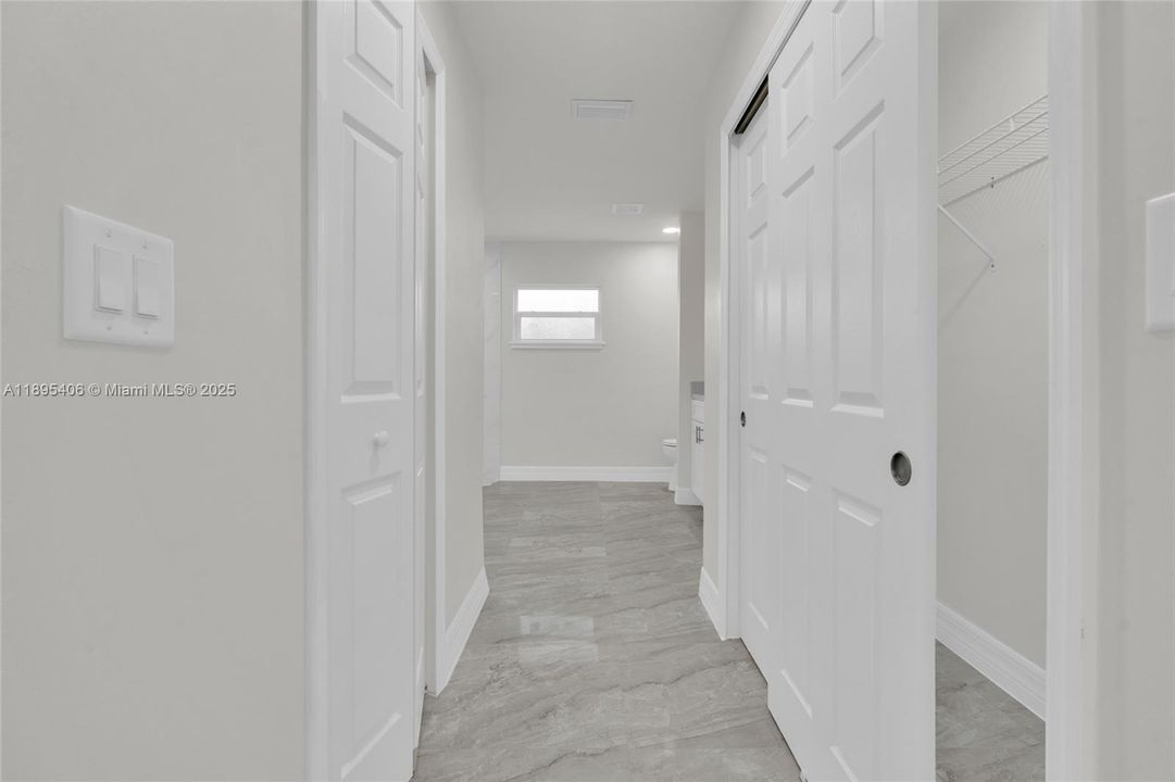 待售: $304,999 (3 贝兹, 2 浴室, 0 平方英尺)