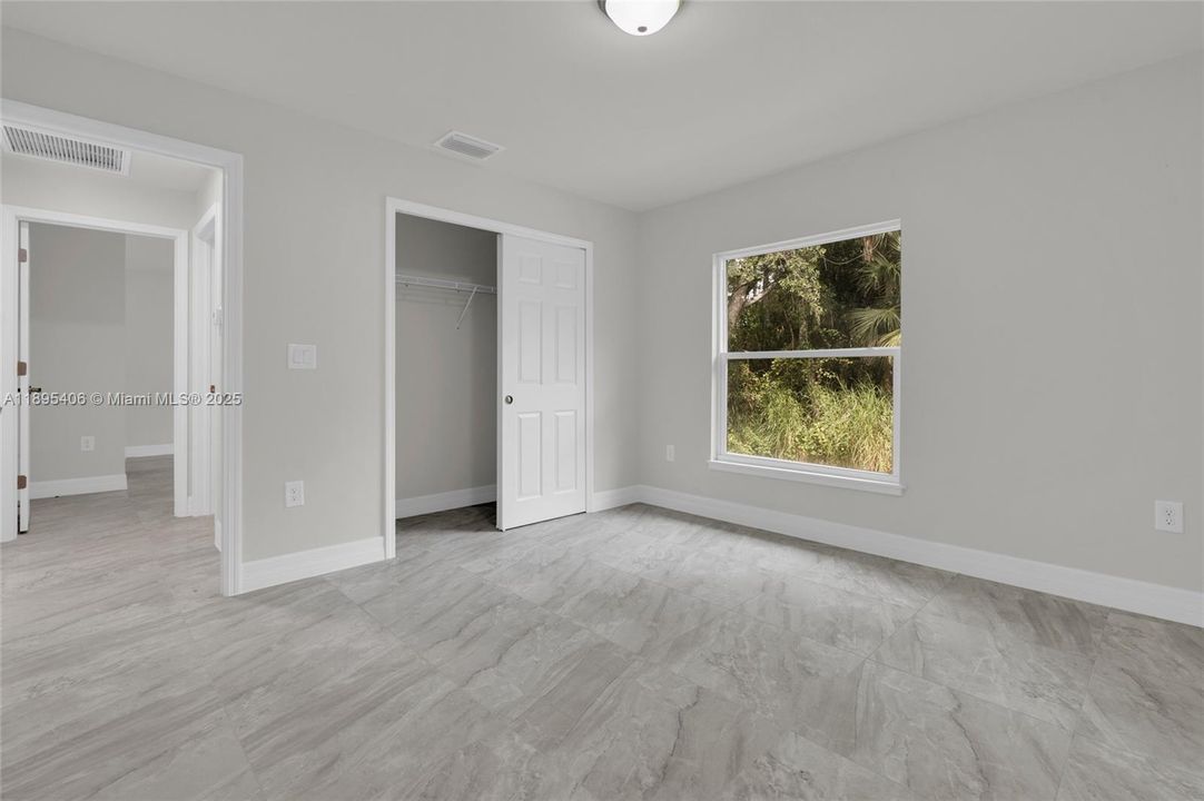 待售: $304,999 (3 贝兹, 2 浴室, 0 平方英尺)