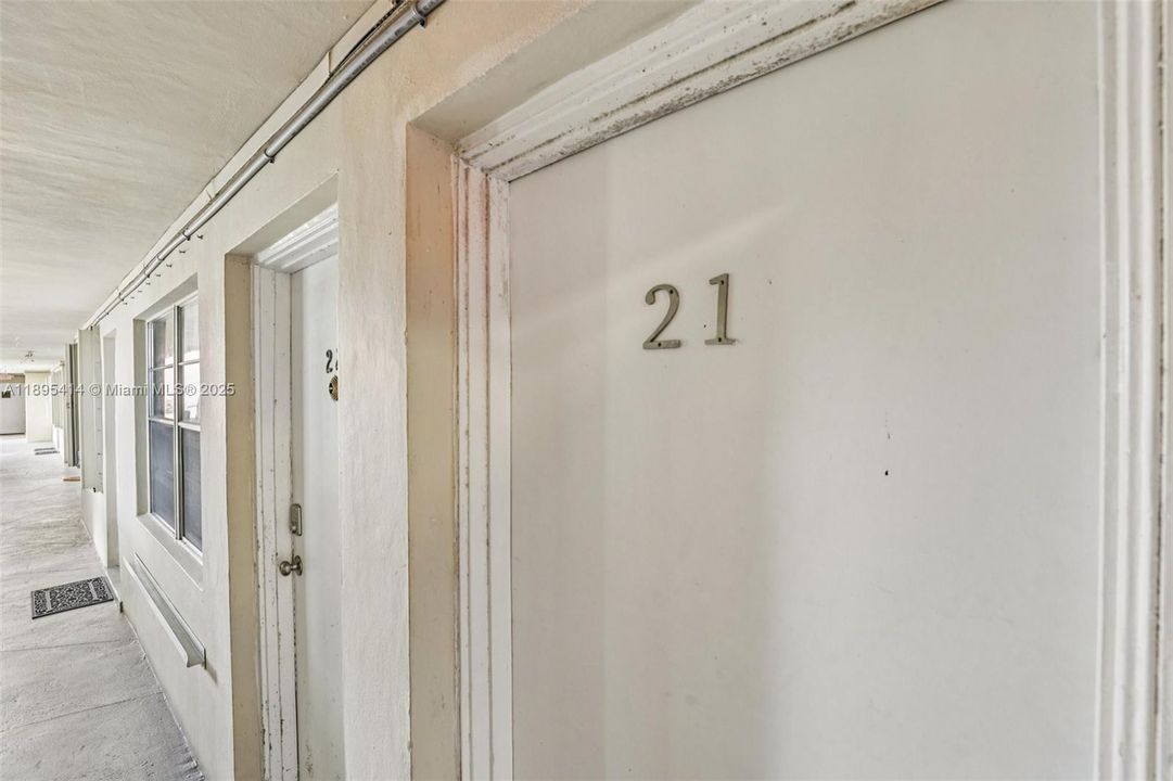 Activo con contrato: $289,999 (1 camas, 1 baños, 730 Pies cuadrados)