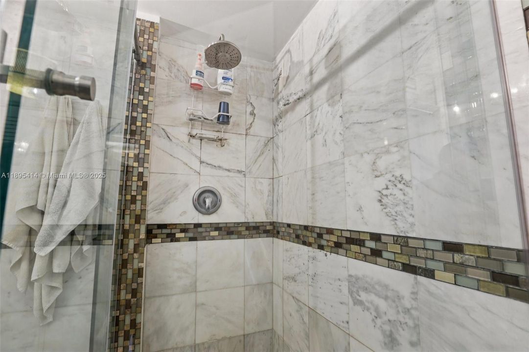 Activo con contrato: $289,999 (1 camas, 1 baños, 730 Pies cuadrados)