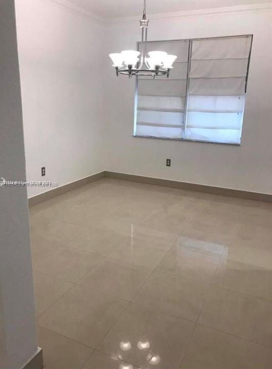 Recently Rented: $3,600 (3 beds, 2 baths, 1659 Square Feet)