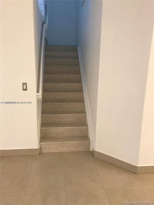 Recently Rented: $3,600 (3 beds, 2 baths, 1659 Square Feet)