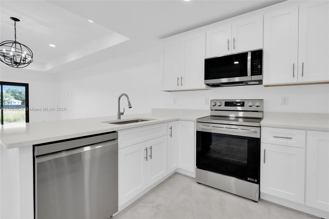 待售: $535,000 (0 贝兹, 0 浴室, 0 平方英尺)