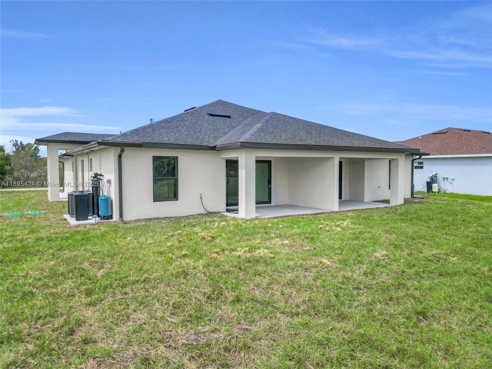 待售: $535,000 (0 贝兹, 0 浴室, 0 平方英尺)