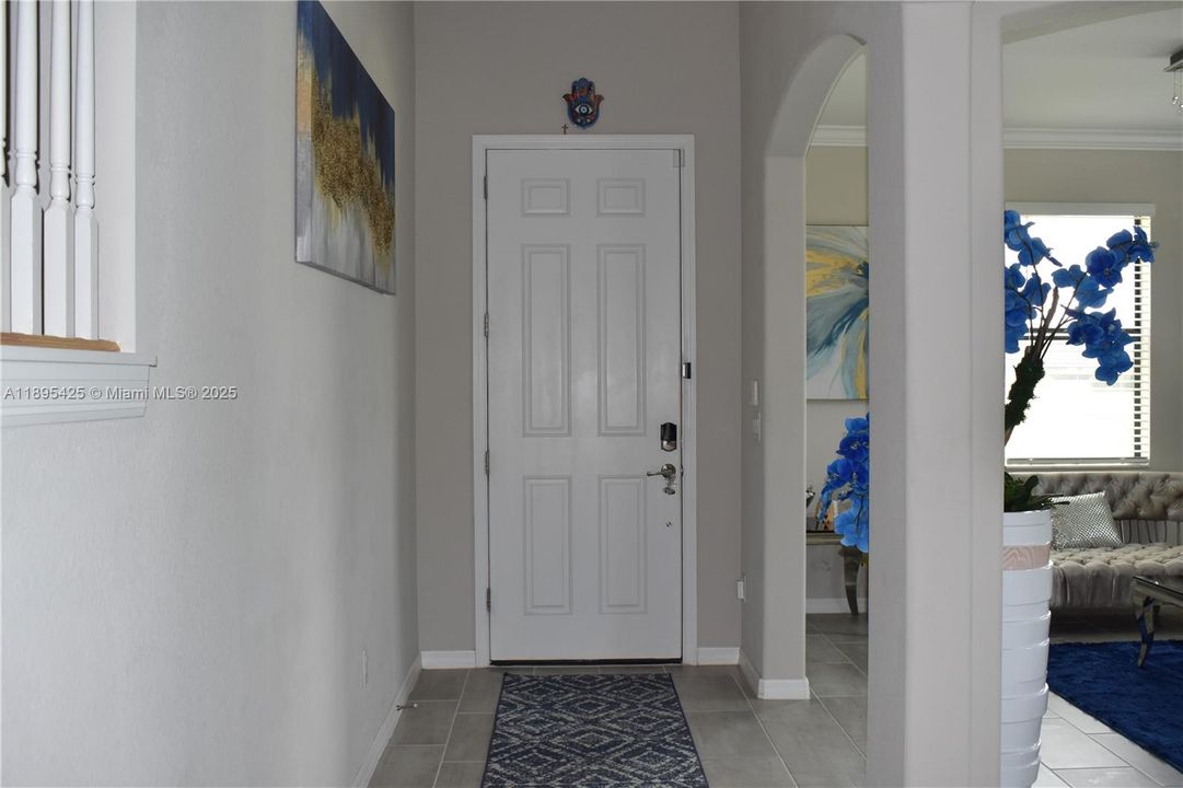 For Sale: $750,000 (5 beds, 3 baths, 3302 Square Feet)