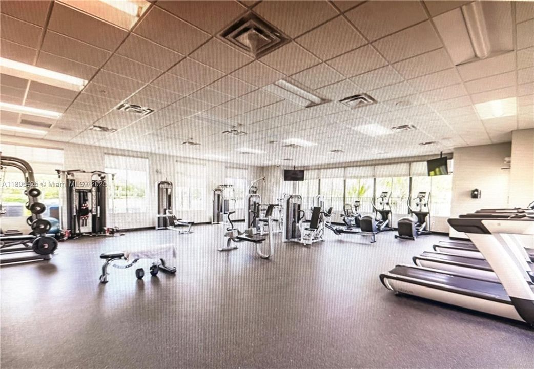 For Sale: $750,000 (5 beds, 3 baths, 3302 Square Feet)