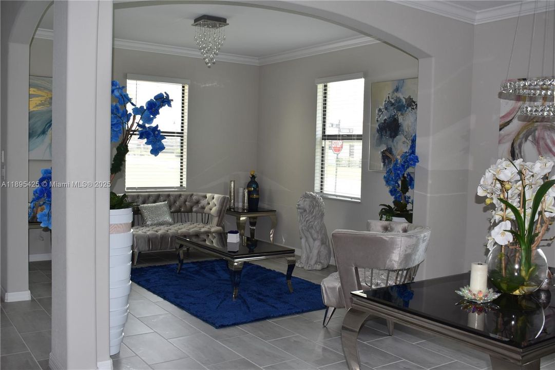 For Sale: $750,000 (5 beds, 3 baths, 3302 Square Feet)