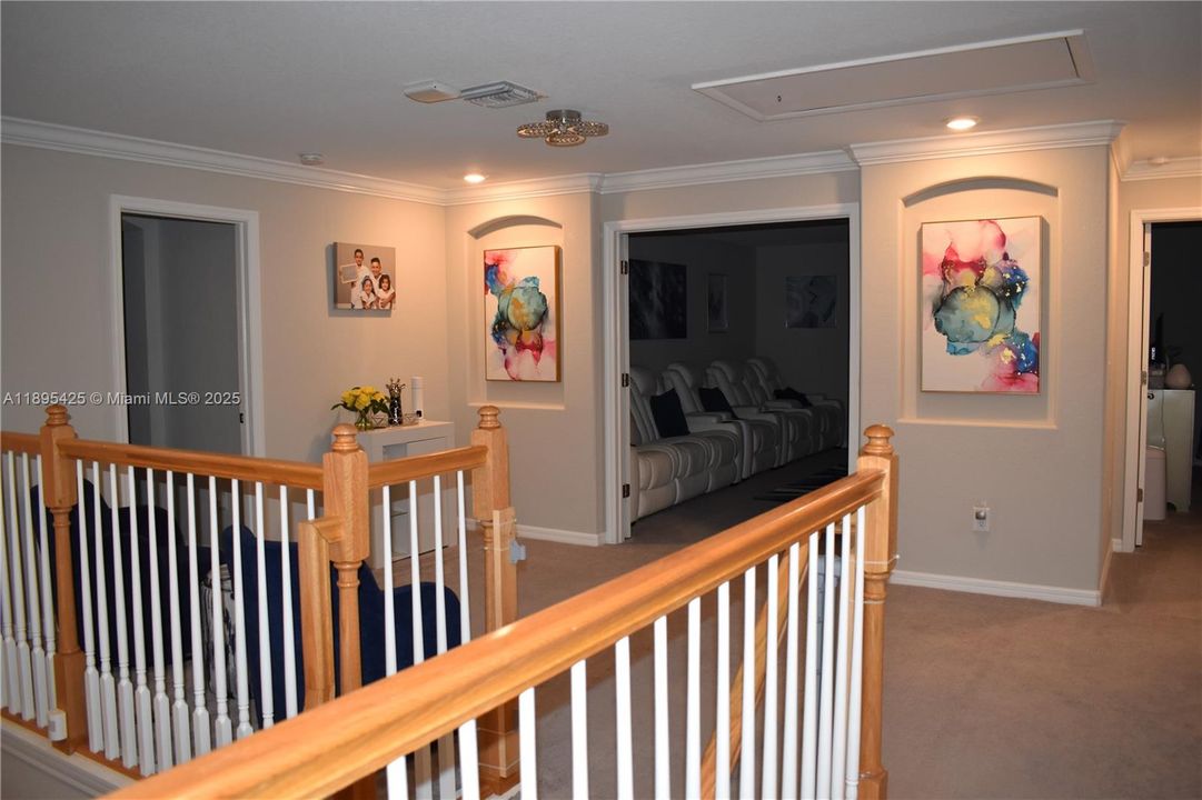 For Sale: $750,000 (5 beds, 3 baths, 3302 Square Feet)