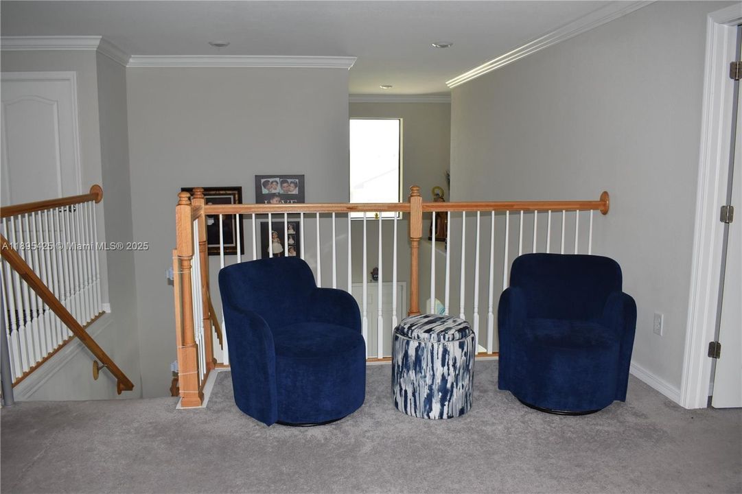 For Sale: $750,000 (5 beds, 3 baths, 3302 Square Feet)