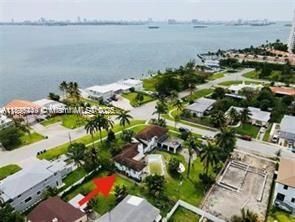 Active With Contract: $1,695,000 (4 beds, 4 baths, 2894 Square Feet)