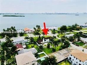 Active With Contract: $1,695,000 (4 beds, 4 baths, 2894 Square Feet)