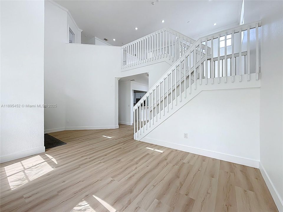 For Sale: $878,000 (4 beds, 3 baths, 2825 Square Feet)