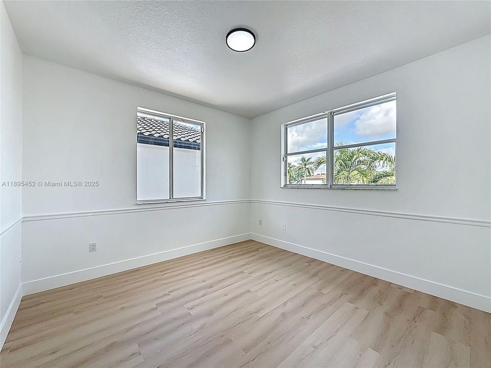 For Sale: $878,000 (4 beds, 3 baths, 2825 Square Feet)