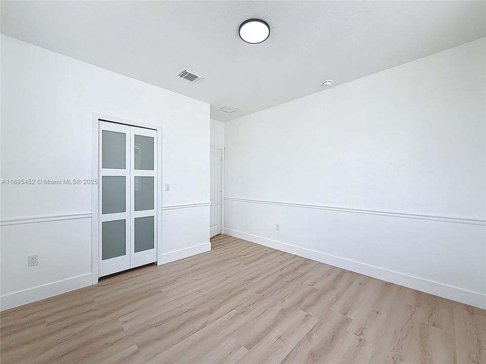 For Sale: $878,000 (4 beds, 3 baths, 2825 Square Feet)