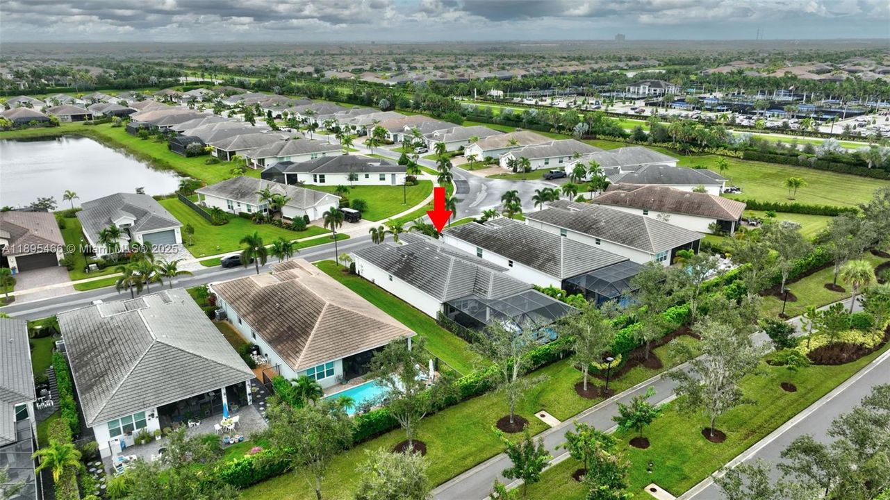 For Sale: $760,000 (3 beds, 2 baths, 2167 Square Feet)