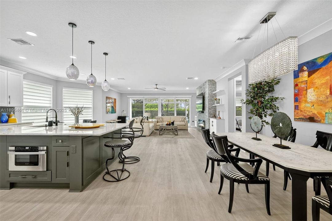 For Sale: $760,000 (3 beds, 2 baths, 2167 Square Feet)