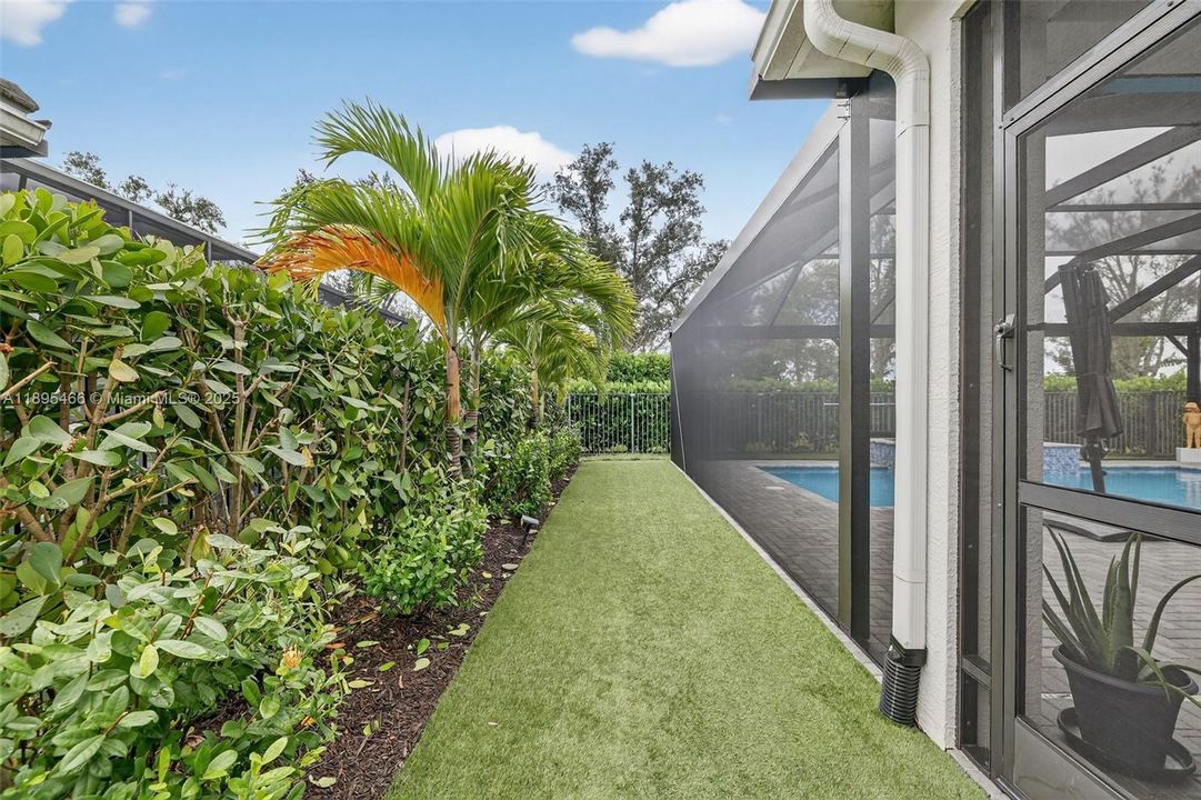 For Sale: $760,000 (3 beds, 2 baths, 2167 Square Feet)