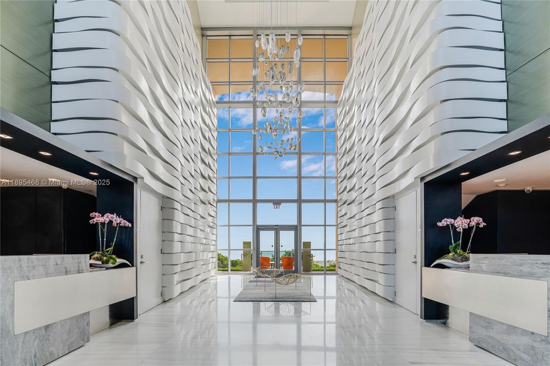 На продажу: $5,000,000 (3 спален, 3 ванн, 2820 Квадратных фут)