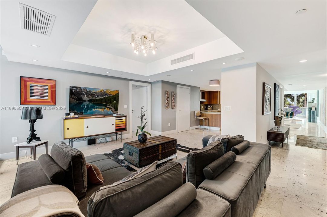 For Sale: $4,250,000 (3 beds, 3 baths, 2640 Square Feet)