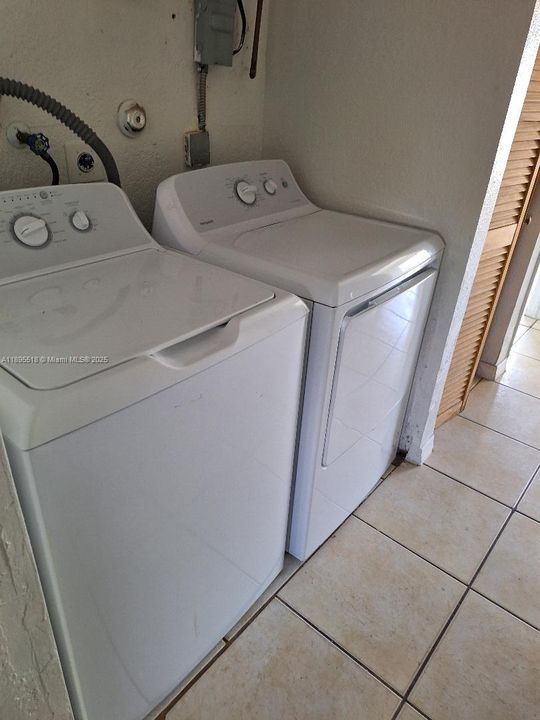 Недавно арендовано: $2,500 (3 спален, 2 ванн, 1160 Квадратных фут)