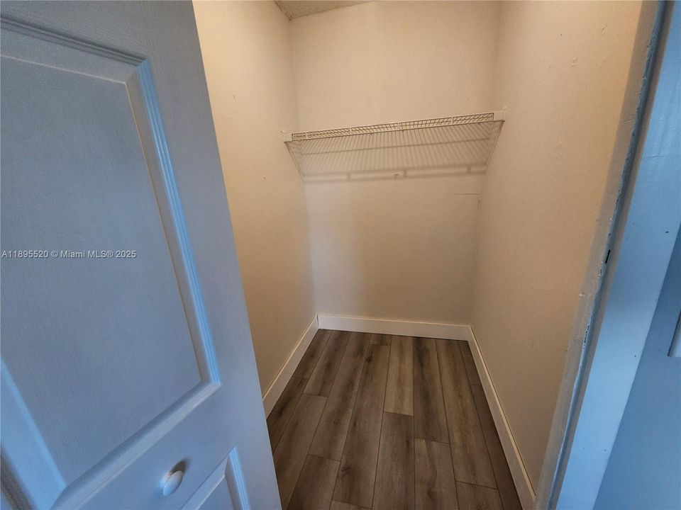 En Venta: $215,000 (2 camas, 2 baños, 840 Pies cuadrados)