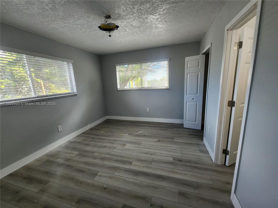 En Venta: $215,000 (2 camas, 2 baños, 840 Pies cuadrados)