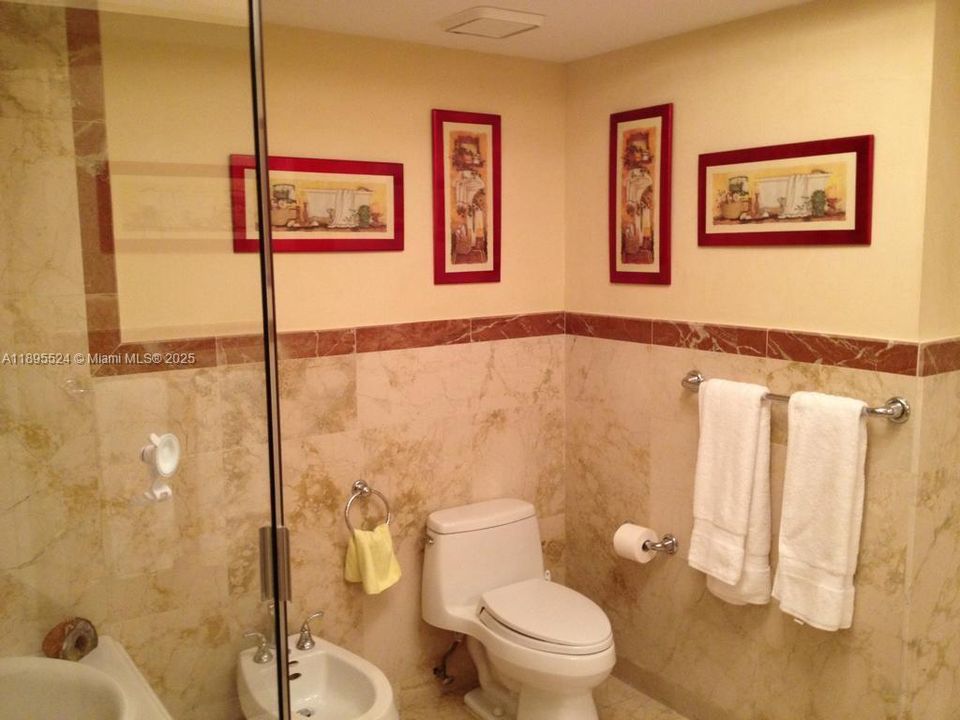 待售: $940,000 (3 贝兹, 2 浴室, 1449 平方英尺)