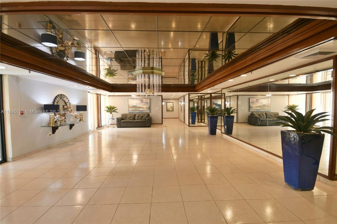 Vendido Recientemente: $155,000 (1 camas, 1 baños, 795 Pies cuadrados)